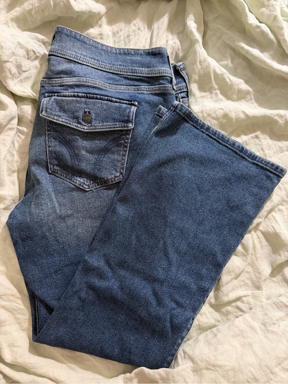 Hollister Women’s Low-rise Medium Bootcut Jeans